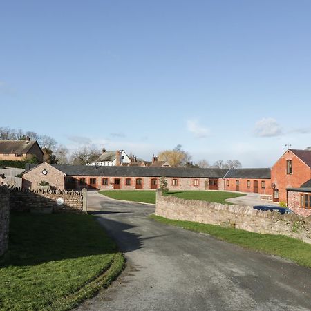 Villa The Old Sheep Shed Alberbury Exterior foto